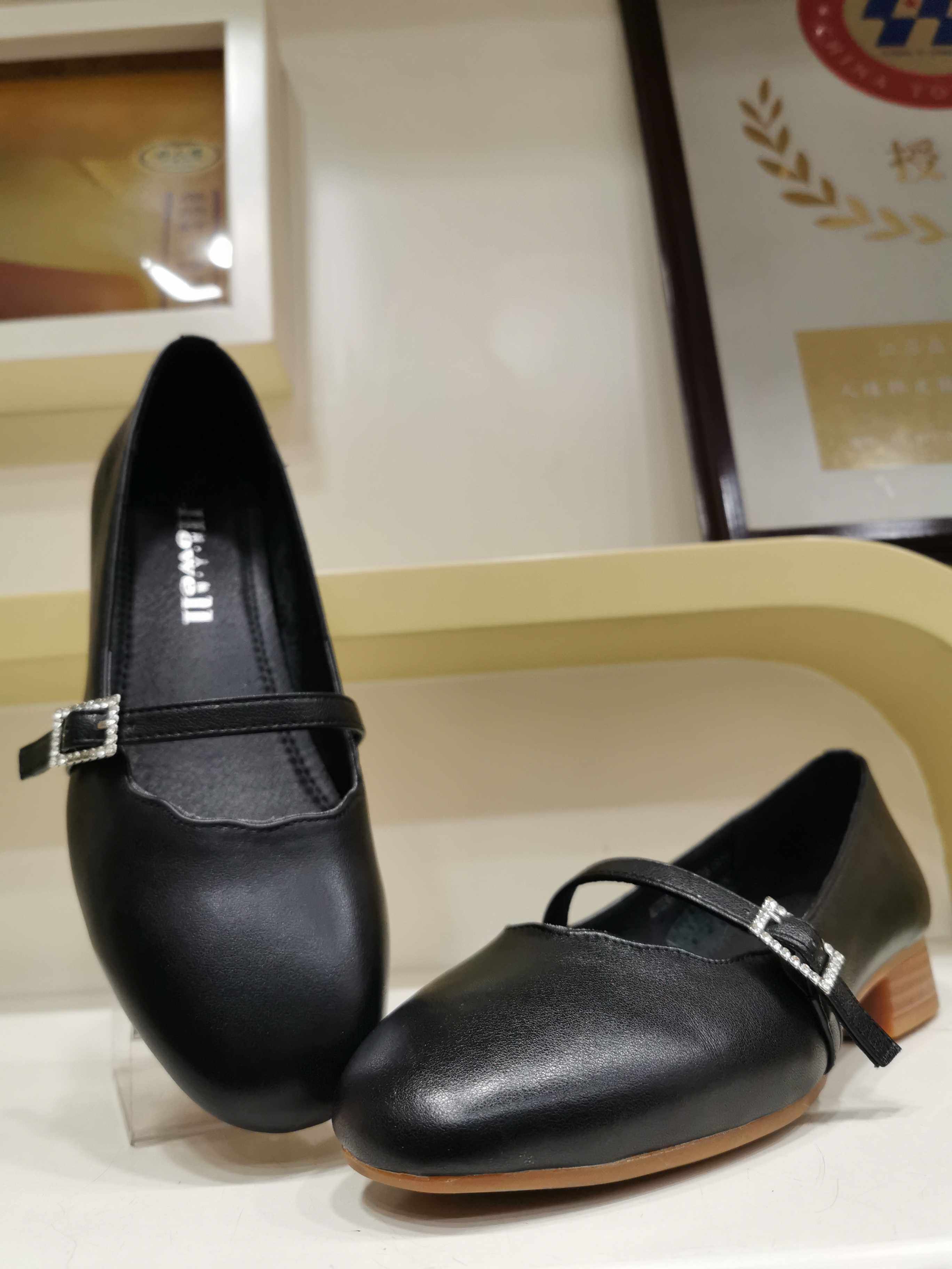 森达单鞋 专柜正品2020新款森达皮鞋好人缘女鞋经典款女单鞋pgv49