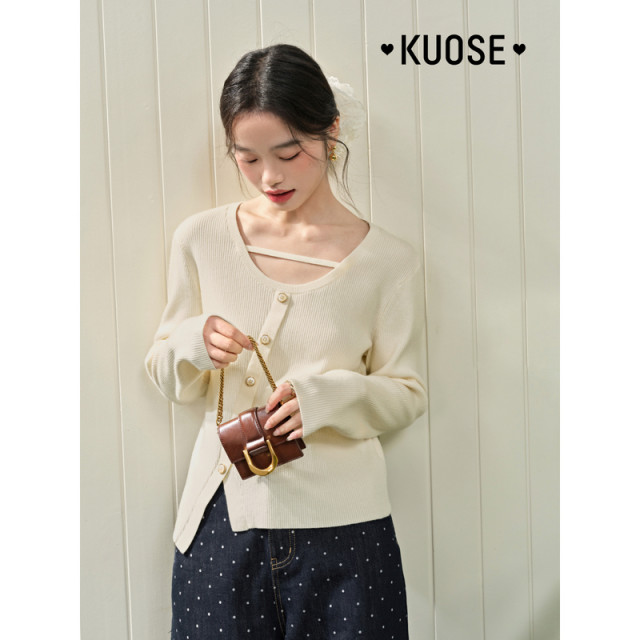 Wide color irregular design slit sweater top for women 2025 spring new apricot color inner bottom sweater