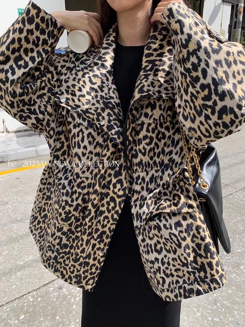 Clearing goods European designers show their styles, full of details, eye-catching personality, leopard print work clothes windbreaker jacket
