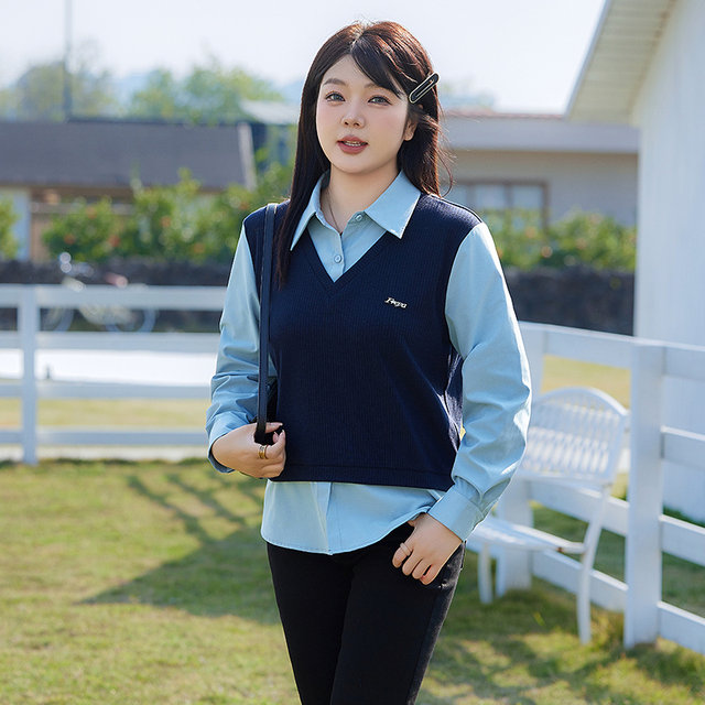 Qisao plus size pullover top for women 2025 spring new fat mm fake two-piece spliced ​​vest contrasting color long-sleeved shirt