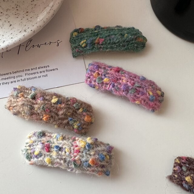 Autumn and winter new woolen knitted color point hairpin bangs clip plush clip hairpin