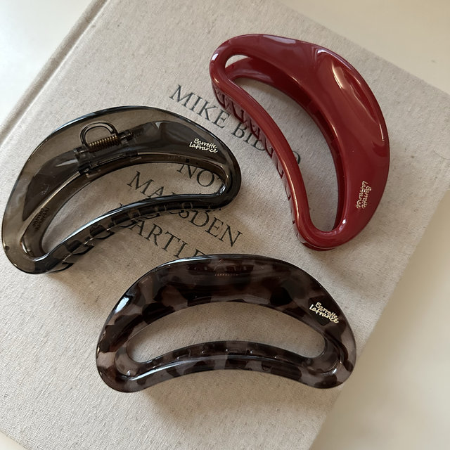 Korean new semi-circle thickened and resistant to falling high quality gripper retro versatile hairpin What is the size of hairpin scratch shark clip