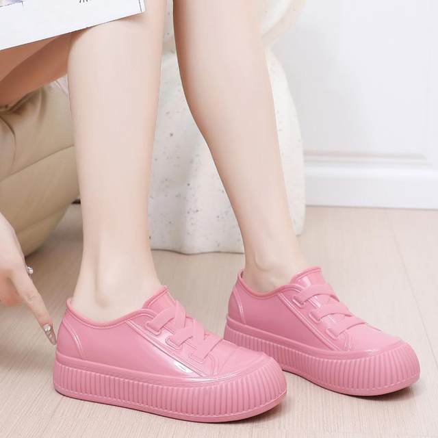Women's new wear-resistant waterproof shoes fashionable short tube rain boots thick sole high and low water boots kitchen car wash rubber shoes