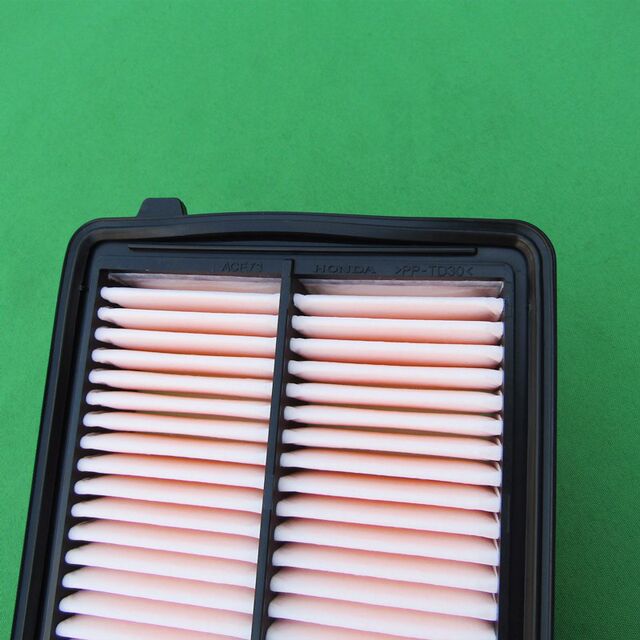 
Suitable for Dongfeng Honda 12-14-15-16 CRV2.0 displacement air lattice filter element with oily original factory