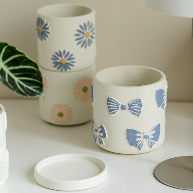 
Nordic simple ceramic flowerpot home living room creative personality creative hand-painted flower pots floral ornaments flower pots