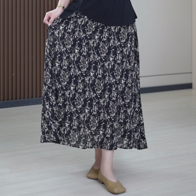 Flower fishtail half -body skirt in summer large size is thin, elegant, sweet and age -reducing A -line beach skirt polyester gauze mid -long skirt
