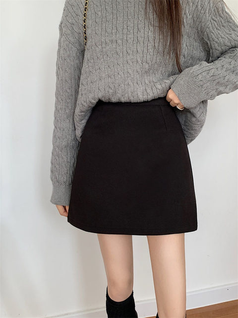 Black woolen short skirt for women in autumn new versatile Korean version high waist slim straight A-line skirt hip-covered skirt