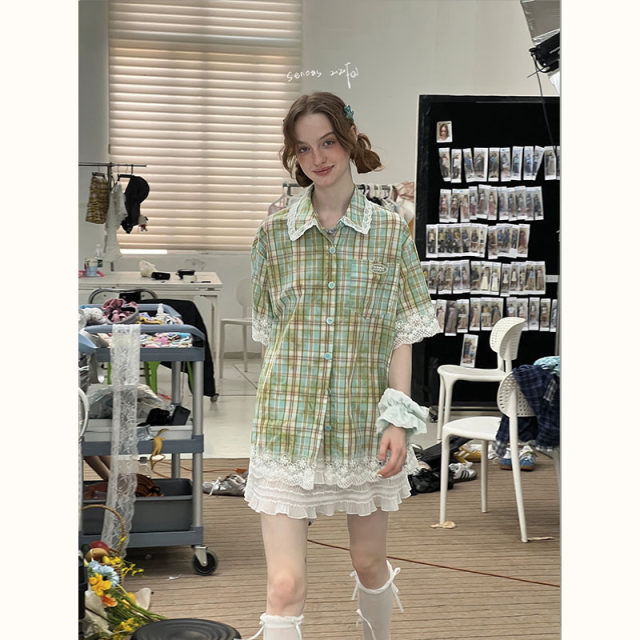 ziziFei summer American design plaid spliced ​​lace hem top green plaid short-sleeved shirt for women
