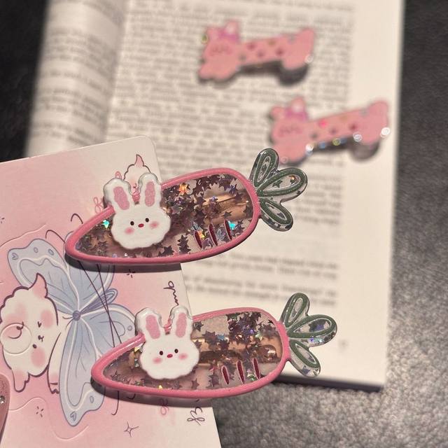 
Cute bunny carrot hairpin, sweet ins girl duckbill clip, cartoon side bangs clip, sweet girl hairpin