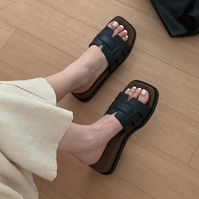 Slim strips, fashionable color-blocking wedge-proof slip-on women's casual versatile square-toe sandals ins