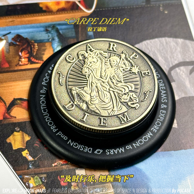 'Carpe diem, seize the moment' Latin proverb Metal cover magnetic holder for Apple iPhone