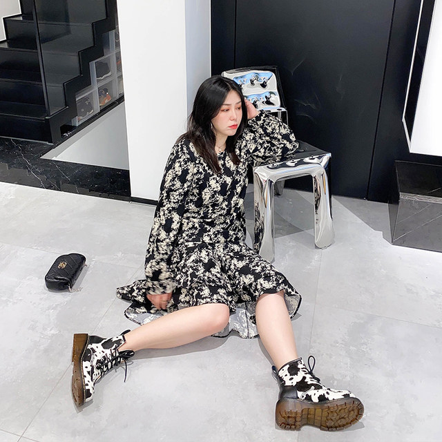 vogana Cannes home large size original retro Hong Kong style chic loose meat cover top irregular fish tail skirt suit