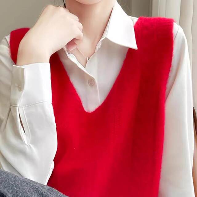Layered sweater vest vest women V-neck cork sweater vest autumn sleeveless layered bottoming shirt horse clip