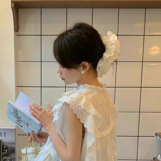 Square round white lace large intestine hair ring 2025 new rubber band French lazy retro lace hair ring