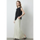 Because of the leisure and comfortable straight tube skirt lace, the split is cool and the waist is thin waist and the minimalist yoga skirt
