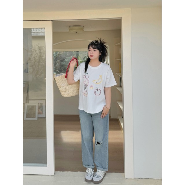 2025 Spring New Fat Sister 200Jin [Jin equals 0.5 kg] Large Size Fashion Embroidered Round Neck Short Sleeve T-shirt Loose White Black Trendy