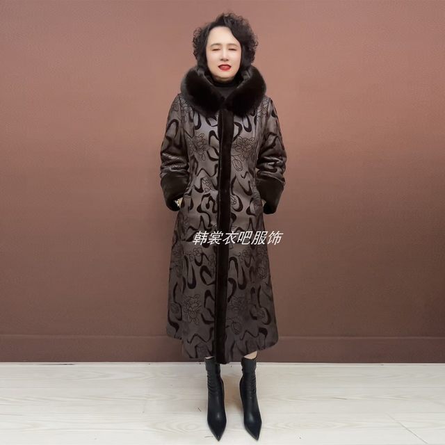High-end fur one-piece winter velvet thickened hooded double-sided knee-length warm fur coat for women