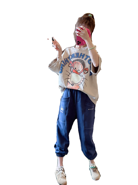 AMYOYOJA Korean new style 2024 spring super age-reducing terry cotton three-quarter sleeves old cartoon flesh-covering sweatshirt T for women