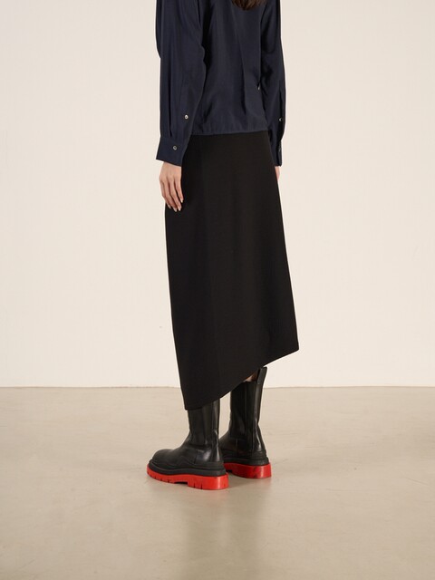 LANVIVIER irregular three-dimensional tailoring bubble air cotton texture high waist asymmetric skirt autumn and winter