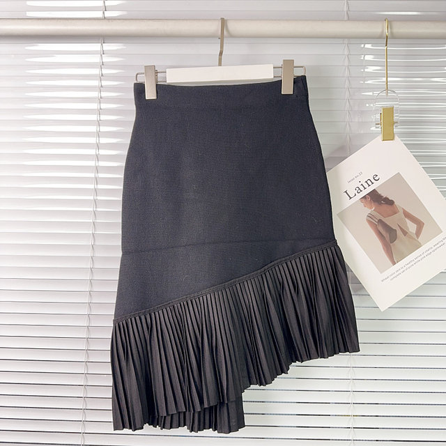 Autumn and winter high waist pleated skirt short skirt skirt hip skirt fish tail one step a pleated asymmetric knitted skirt women