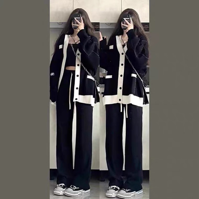 Plus size fat girl black sweater coat women's spring, autumn and winter new V-neck Japanese style lazy college style knitted cardigan