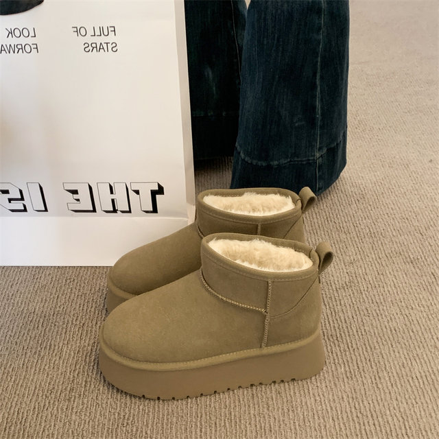 
Thick-soled gray snow boots for women 2025 new autumn and winter plus velvet thickened fur integrated short boots warm cotton shoes