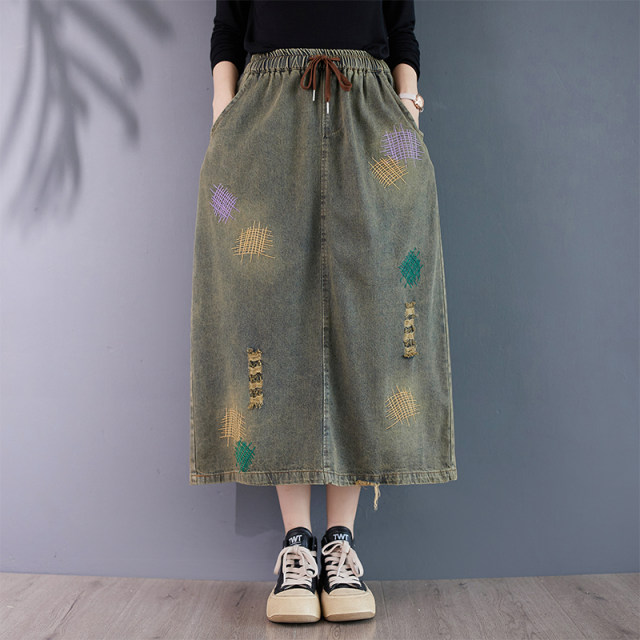 Retro -made old -fashioned embroidered denim skirt Female spring and autumn large size fat MM loose mid -long skirt covering A -line skirt
