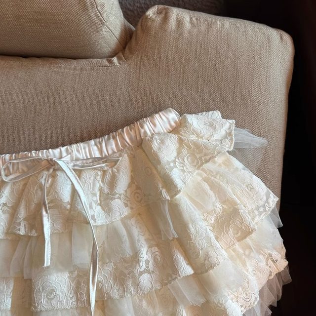 Sweet girl-style elastic high waist fluffy lace skirt summer new lace mesh spliced ​​A-line skirt
