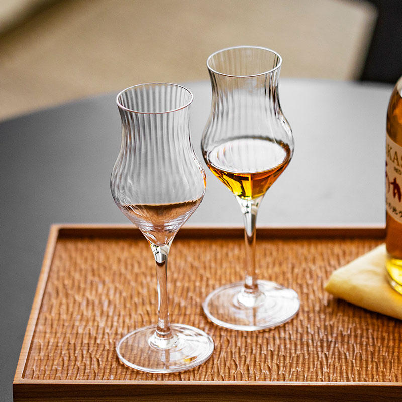 20￥威士忌闻香杯 品鉴杯德国进口郁金香烈酒杯 单一麦芽威士忌品鉴杯