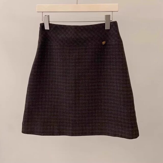 Large size woolen A-line plaid skirt mid-skirt autumn and winter hips thick mid-length skirt high waist retro wool short skirt