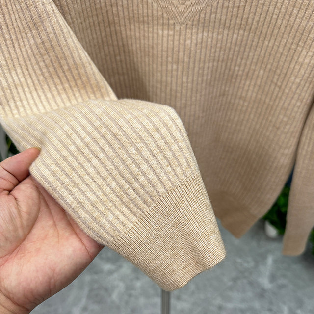 Mom's winter clothing fashionable velvet thickened bottoming shirt for middle-aged and elderly women around 50 years old warm sweater middle-aged top clothes