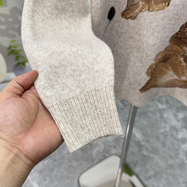 Middle-aged mother's winter clothing fashionable half turtleneck bottoming shirt thick knitted top middle-aged and elderly women's autumn and winter sweater fashionable