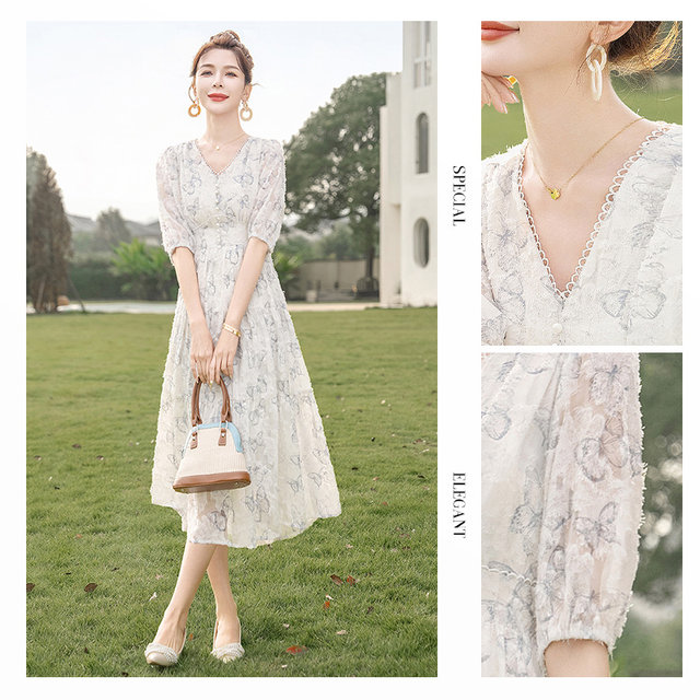 Cypress high-waist dress 2025 spring and summer new women's clothing, fresh waist-hugging and slimming mid-length V-neck tea break skirt
