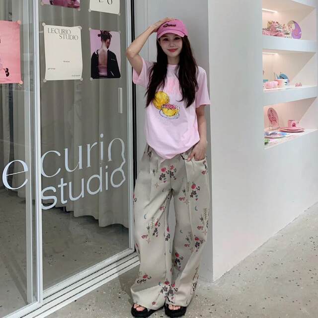 Age-reducing cat print pattern pink pomegranate round neck pure cotton short-sleeved T-shirt for women 2025 new letter top