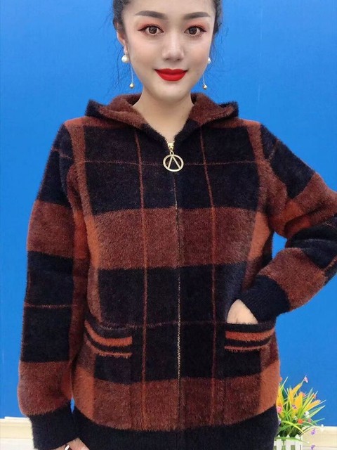 Mom's autumn and winter imitation mink short jacket new large plaid age-reducing fashion middle-aged and elderly women's woolen short jacket