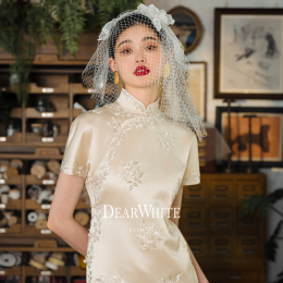 Dear White Original 《 Plate Silver White 》 New Chinese Heavy Working Plate Silver Improvement Cheongsam Wedding Dresses Women