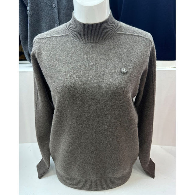 Sweater women's 2025 new inner layer snow leopard cashmere sweater women's high-end bottoming top gold enterprise large woolen sweater