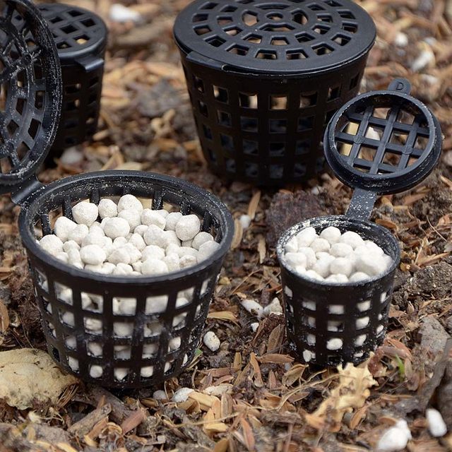Jade fertilizer box fertilizer box bonsai fertilization basket large and small pot Japanese fertilizer box plant fertilizer box sun protection gardening tools

