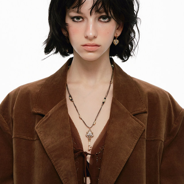 SUMIYAKI Love Lock Cylinder Series Embossed Key Beads Braided Rope Necklace Retro Sweater Chain for Women