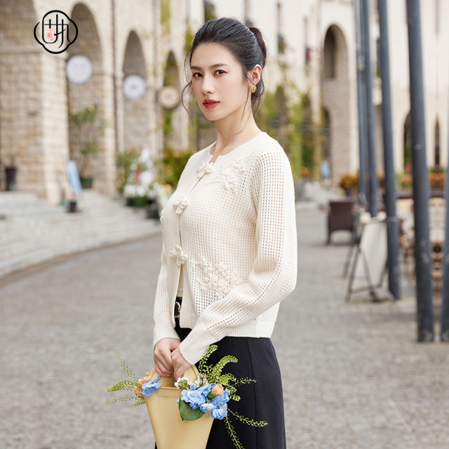 Stubborn 2025 autumn new Chinese style buckle round neck jacquard hollow long sleeve knit sweater cardigan jacket for women