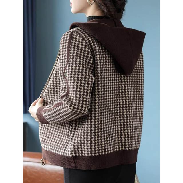
Middle-aged mother brand spring houndstooth woolen coat with western style 2025 new style for middle-aged and elderly women with velvet for spring, autumn and winter