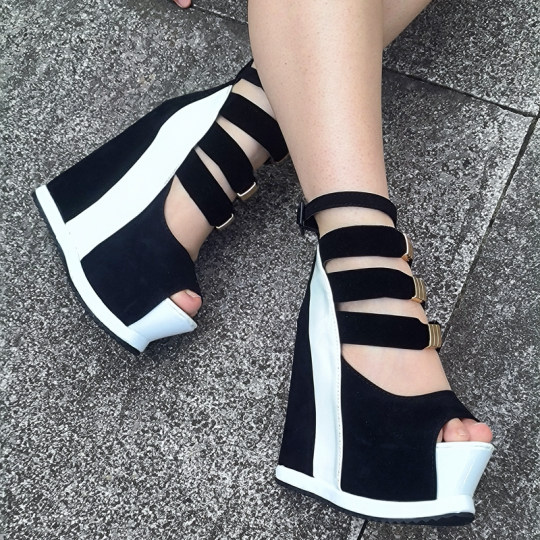 Women's Fashion 24 Sandals Summer New Style Inner Heightening Thick Sole Waterproof Platform Fish Mouth Hollow Sponge Cake Sandals Hate