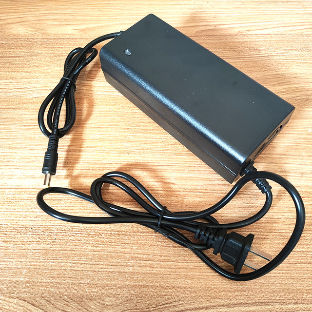 Shengshi ZT350T1T1T2R1R2V1X1X2GKS motorcycle 12V10AH colloid battery battery battery charger