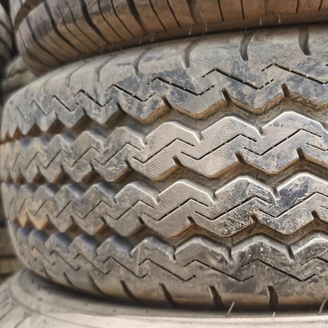 Second-hand car tires 90% new 165185 195 205 215 235/60 70 75r13 1415