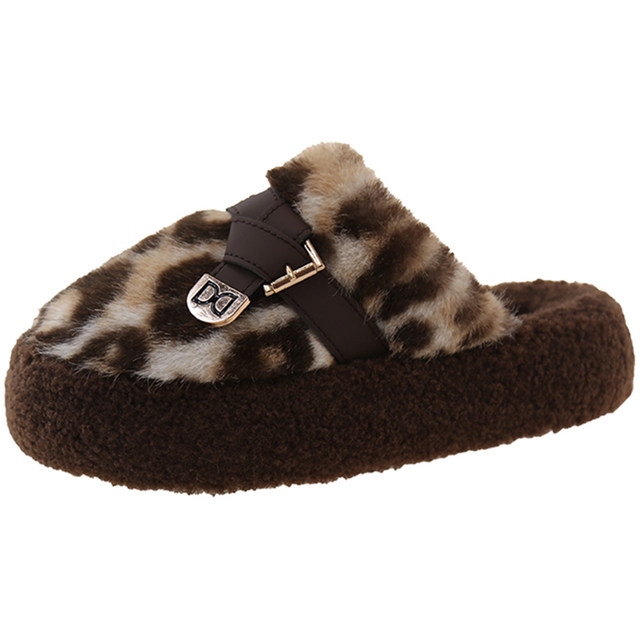 Leopard print furry slippers for women autumn and winter outer wear 2025 new popular Internet celebrity high-end thick-soled plush toe-cap cotton slippers