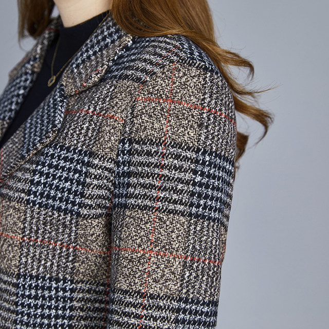 Spring new style middle-aged and elderly women's clothing mother's mid-length fashion plaid wool coat wide wife autumn jacket
