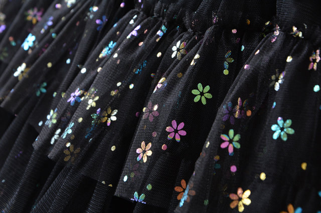 Summer high waist, thin waist, all -round skirt dancing big puffed skirt, multi -layer sequin cake short skirt, lady