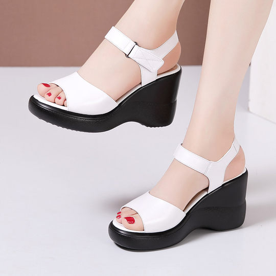Sandalias de cuña de marca para mujer, novedad de verano 2025, sandalias con plataforma y suela suave y gruesa, cómodas sandalias con punta abierta y tacón medio con Velcro