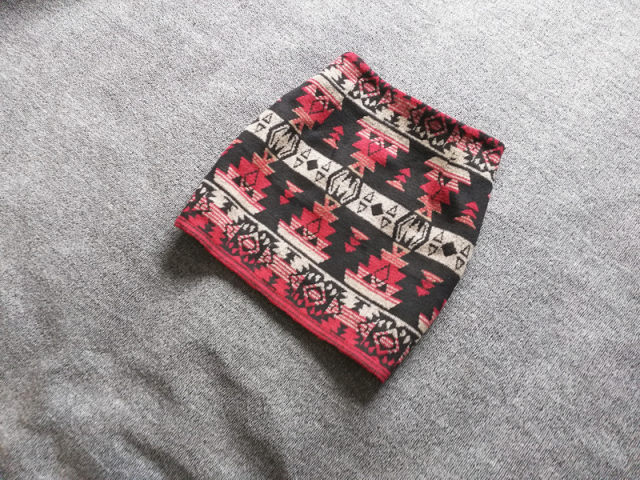 Woolen winter skirt Korean version retro printed hip-cover short skirt one-step skirt autumn and winter new skirt slim bottom skirt