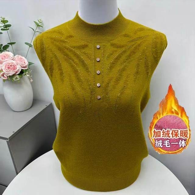 
Autumn and winter pullover long-sleeved tops for middle-aged and elderly mothers, all-in-one velvet bottoming woolen sweater with thickened sweater inside